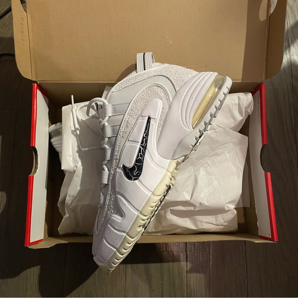 Nike Air Penny 1 - White/Black *Brand New*